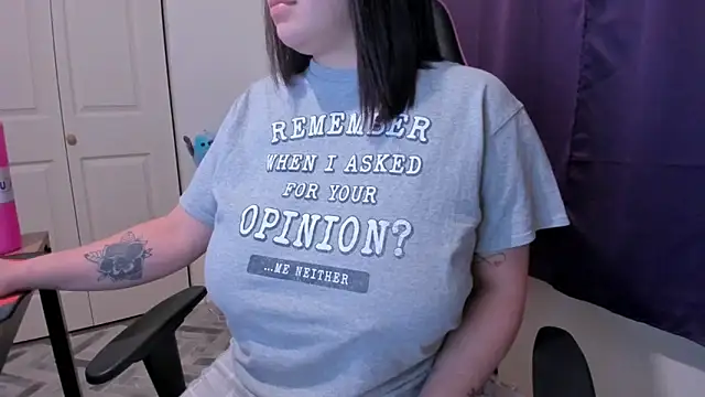 Snapshot of Bigt3ti chatting on January 23, 2025, 8:57 am Bigt3ti online show from January 23, 2025, 8:57 am