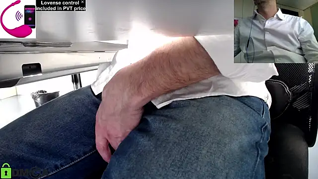 Snapshot of pliko chatting on March 3, 2025, 2:59 pm pliko online show from March 3, 2025, 2:59 pm