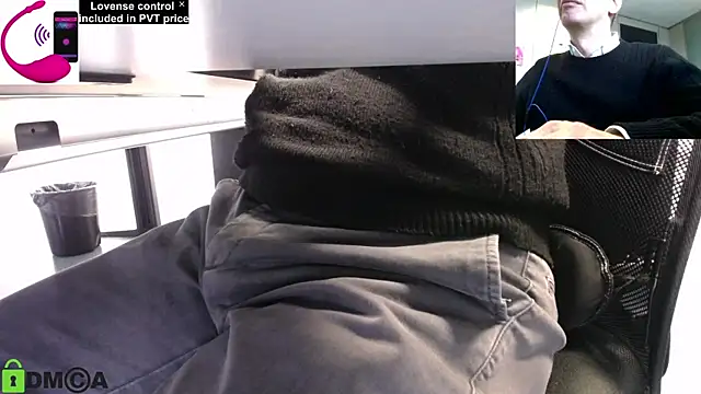 Snapshot of pliko chatting on March 12, 2025, 9:44 am pliko online show from March 12, 2025, 9:44 am