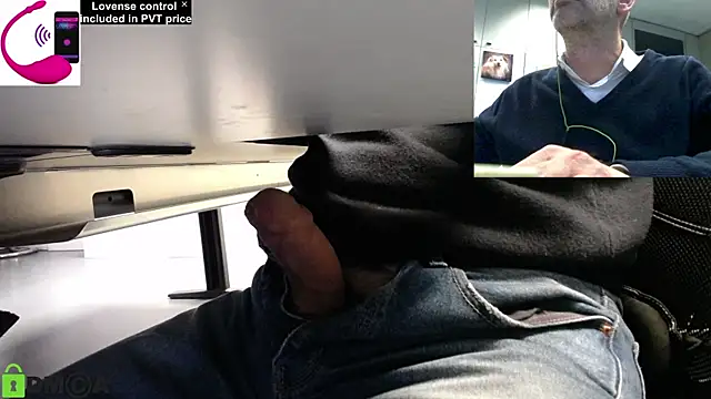 Snapshot of pliko chatting on November 20, 2025, 1:44 pm pliko online show from November 20, 2025, 1:44 pm