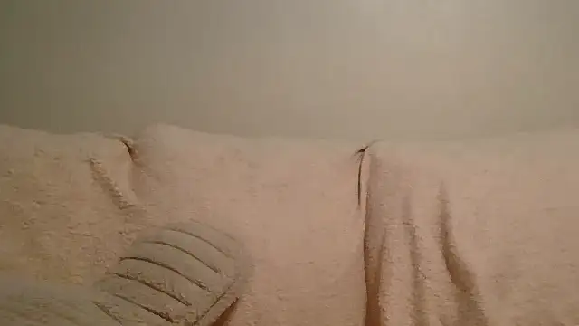 beautylovess online show from April 15, 2026, 2:07 am