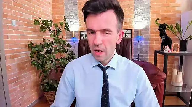 SteveTiger online show from February 16, 2025, 1:38 pm