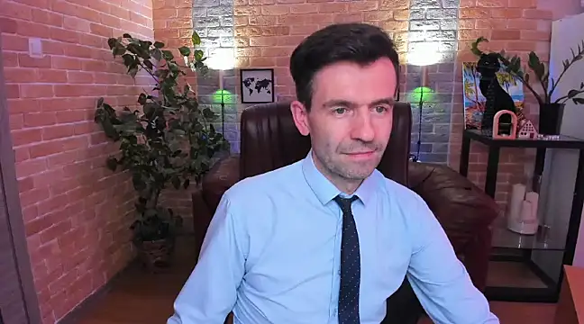 SteveTiger online show from March 4, 2025, 3:26 pm