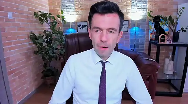 SteveTiger online show from March 12, 2025, 8:51 am