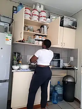 FitSelina66 online show from January 16, 2026, 11:03 am