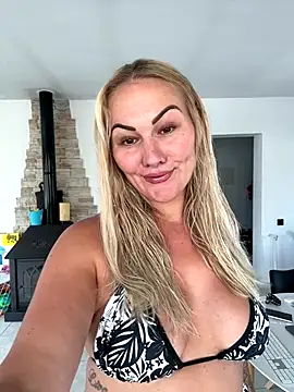 NastyMilf  online show from September 23, 2025, 10:29 am