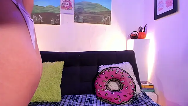 LillyCandy online show from November 16, 2025, 12:16 am