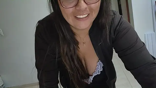 Ixchel Anaid online show from November 5, 2025, 12:05 pm