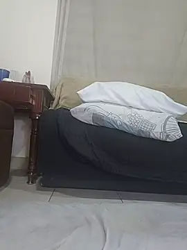 estrella tasty online show from September 27, 2025, 1:43 am