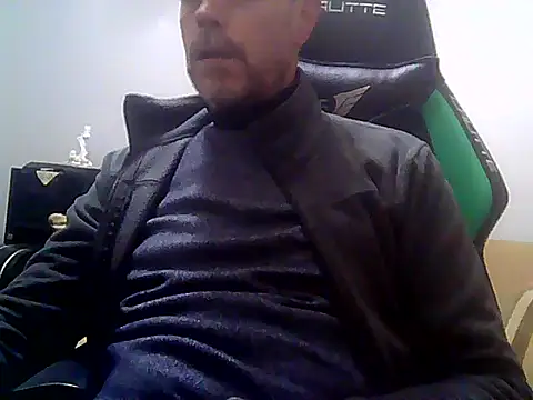 boran34 online show from December 22, 2025, 3:53 pm