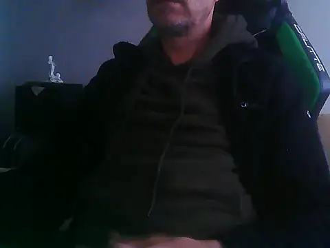 boran34 online show from April 10, 2026, 4:12 pm