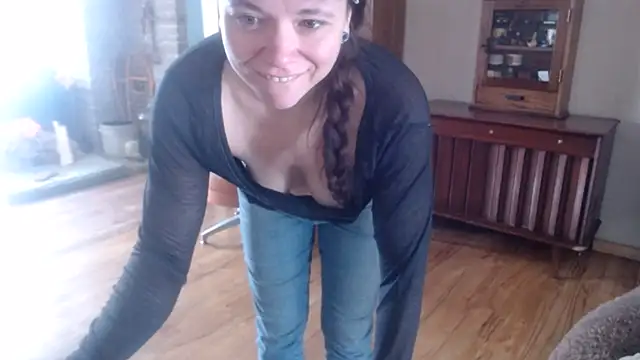 MarcyJones online show from February 12, 2025, 6:19 pm