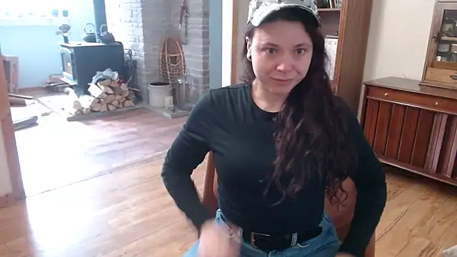 MarcyJones online show from March 6, 2025, 8:37 pm