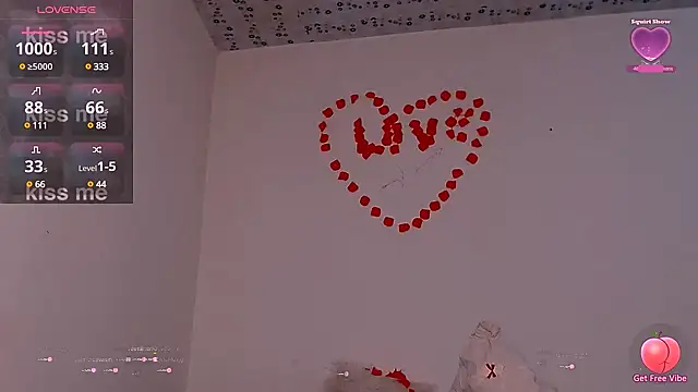 UrNaughtyGfMilf online show from March 20, 2025, 5:58 pm