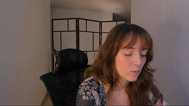 molly marmalade  online show from June 8, 2026, 5:02 pm