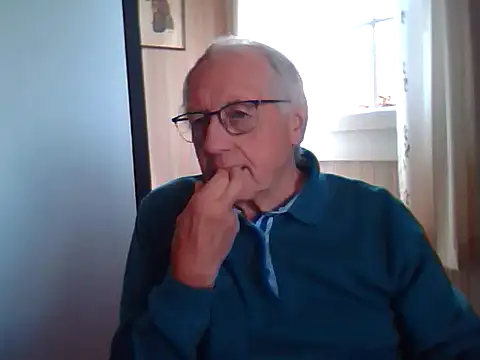 Snapshot of johnjohn622662 chatting on September 16, 2025, 9:43 am johnjohn622662 online show from September 16, 2025, 9:43 am