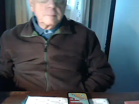 johnjohn622662 online show from November 10, 2025, 2:49 pm