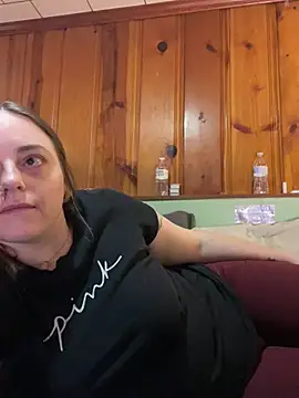 jaseyrae online show from March 14, 2025, 9:32 pm