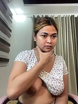 Snapshot of Bombshell_Ashy chatting on January 23, 2025, 3:43 pm Bombshell Ashy online show from January 23, 2025, 3:43 pm