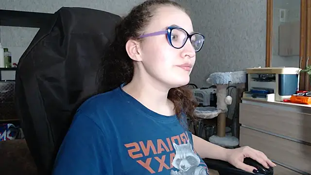 AnKey Rayah online show from December 5, 2024, 4:23 pm