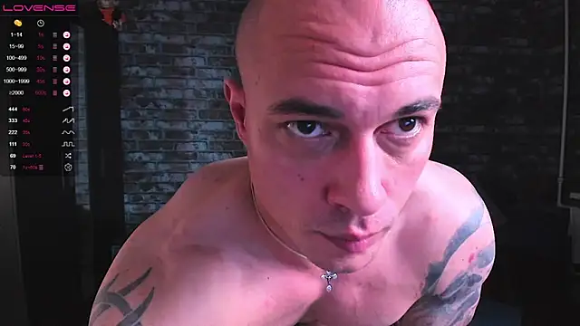 Snapshot of mark_normal chatting on October 14, 2025, 3:40 am mark normal online show from October 14, 2025, 3:40 am