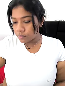 paola091 online show from March 21, 2025, 3:24 pm