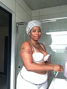 CurvyDesire1 online show from March 20, 2025, 7:47 am