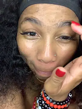 CurvyDesire1 online show from September 18, 2025, 10:34 pm