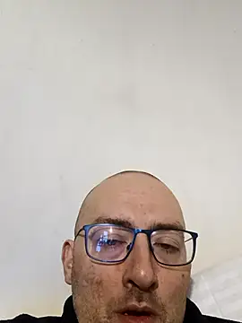 Snapshot of yourfriendtext chatting on January 13, 2026, 2:44 pm yourfriendtext online show from January 13, 2026, 2:44 pm