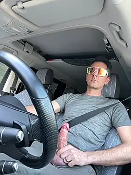 Snapshot of real6outdoors chatting on February 27, 2026, 2:17 pm real6outdoors online show from February 27, 2026, 2:17 pm