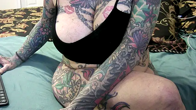 Snapshot of pamelagunns chatting on February 23, 2026, 5:21 pm pamelagunns online show from February 23, 2026, 5:21 pm