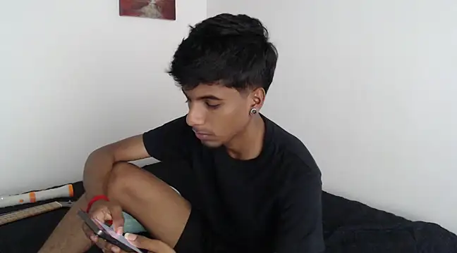 Snapshot of stevenosori chatting on January 18, 2025, 5:48 pm stevenosori online show from January 18, 2025, 5:48 pm