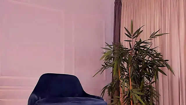 daisyd001 online show from March 3, 2026, 9:04 am