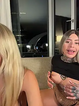 jasminesummer online show from March 18, 2026, 6:33 pm