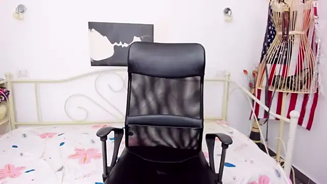 jessystarr online show from February 14, 2025, 6:51 pm