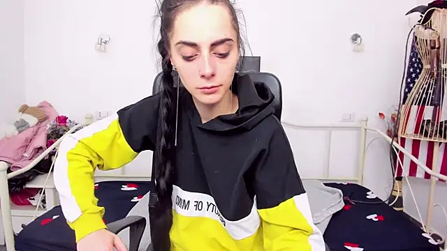 jessystarr online show from February 23, 2025, 9:48 pm