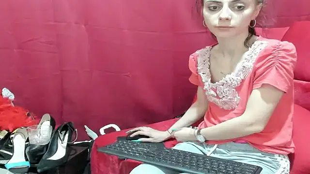 jessystarr online show from March 18, 2026, 11:19 pm