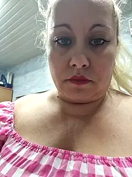 Snapshot of SabinaSweety chatting on December 3, 2024, 12:16 pm SabinaSweety online show from December 3, 2024, 12:16 pm