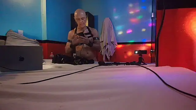 MikyFoxx online show from March 16, 2025, 12:22 pm