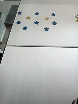 katifoxx online show from March 8, 2025, 5:22 pm