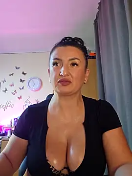 Hotangel75 online show from October 8, 2025, 8:34 am