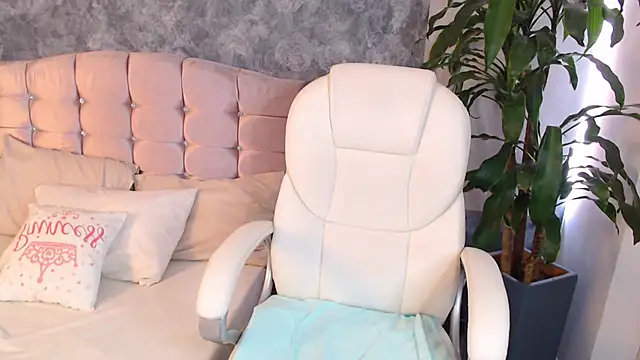 niko robin online show from March 21, 2025, 6:07 pm