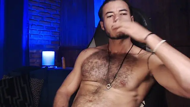 Snapshot of PedroMancini chatting on February 7, 2025, 8:31 pm PedroMancini online show from February 7, 2025, 8:31 pm