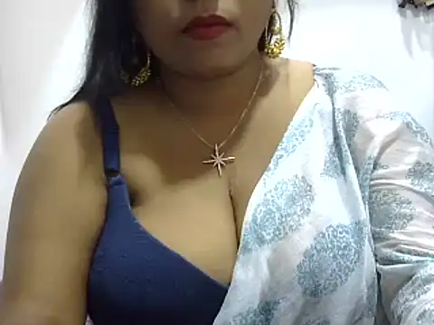 ROSEE MERRYYYY online show from February 19, 2025, 1:39 pm