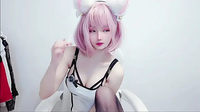 Snapshot of Niya-Nyan chatting on April 15, 2026, 10:22 am Niya-Nyan online show from April 15, 2026, 10:22 am