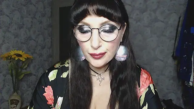 Aziza1 online show from February 19, 2025, 7:05 pm