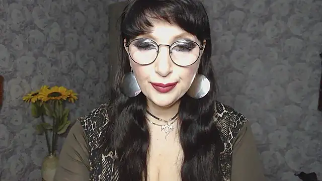 Aziza1 online show from February 28, 2025, 9:01 pm