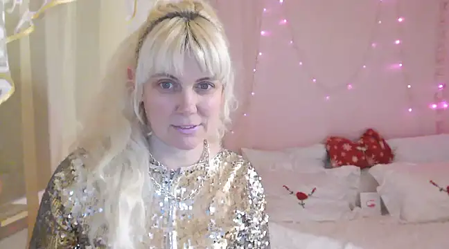 SunnySylvia online show from January 27, 2025, 4:01 pm