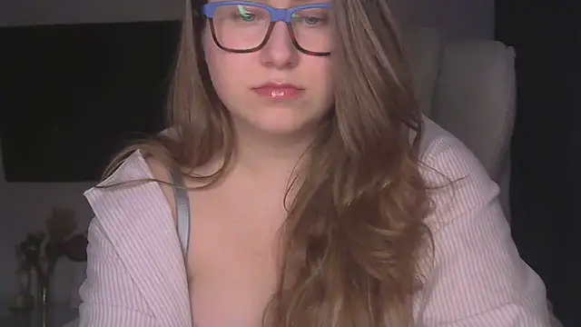 SeasonalSomeone online show from March 4, 2026, 12:05 am