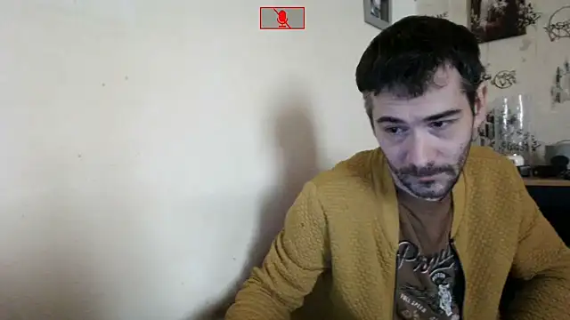 Snapshot of Ethangay chatting on October 18, 2025, 10:38 am Ethangay online show from October 18, 2025, 10:38 am